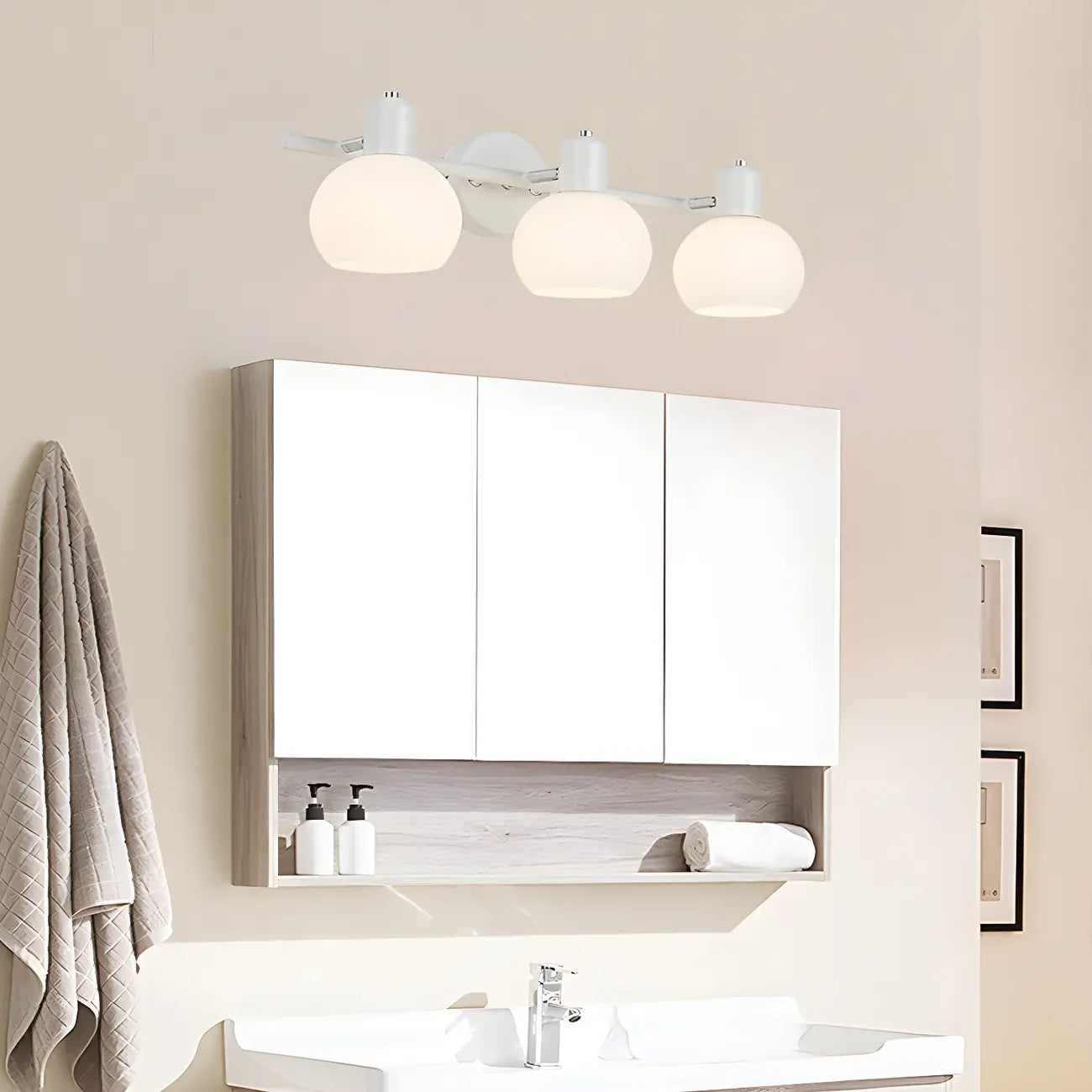Applique murale moderne en verre noir pour miroir de salle de bain