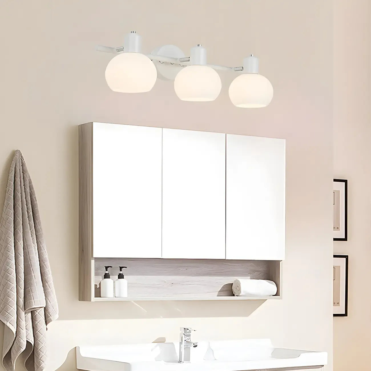 Applique murale moderne en verre noir pour miroir de salle de bain