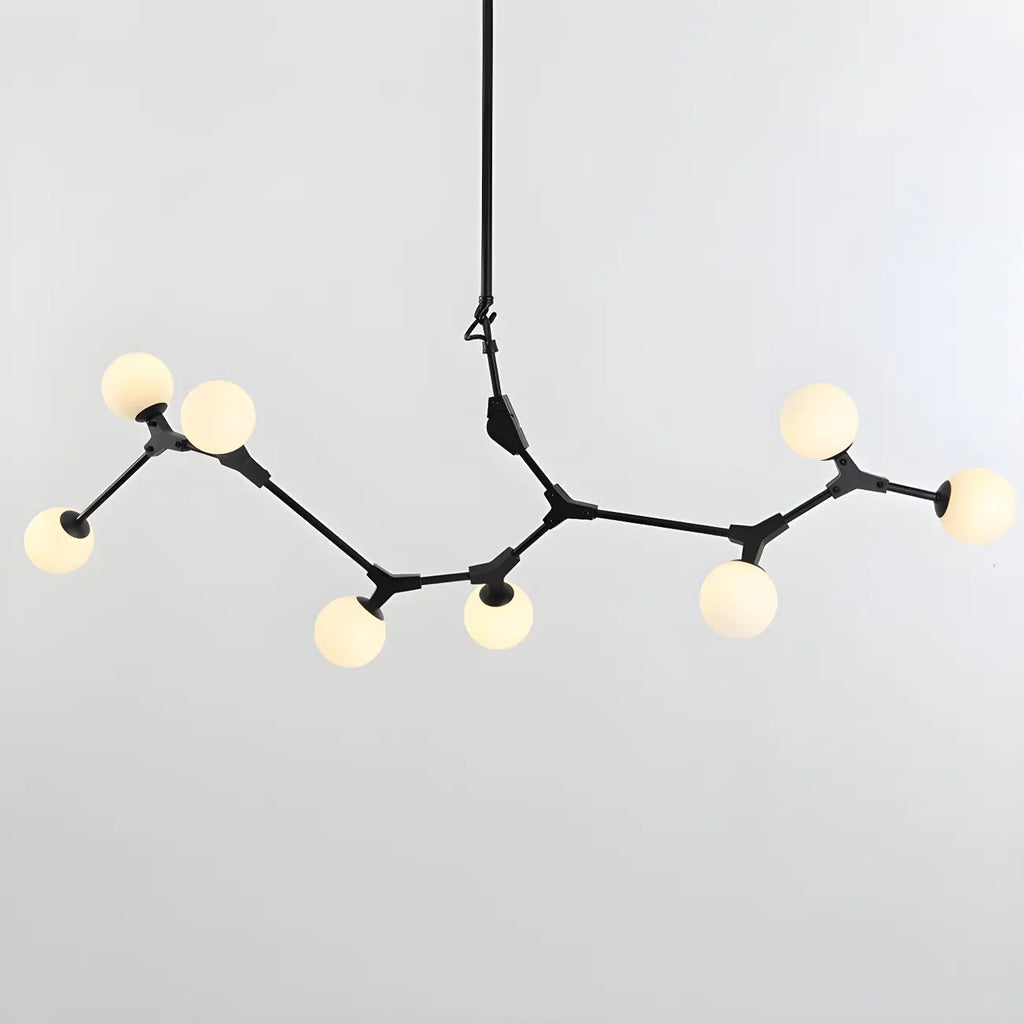 Lustre moderne à 8 lumières avec globe et branches noires, style îlot.