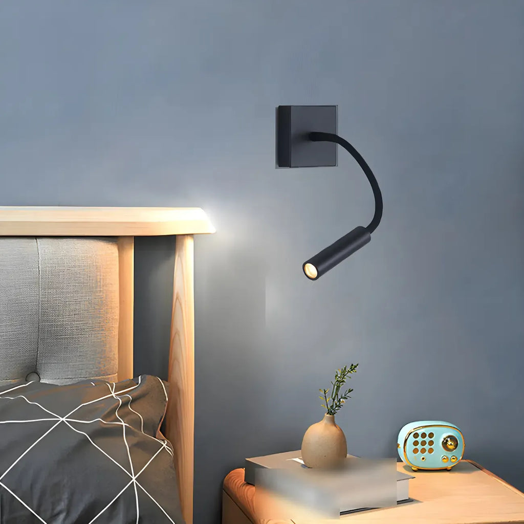 Applique murale LED moderne et réglable pour la lecture dans la chambre