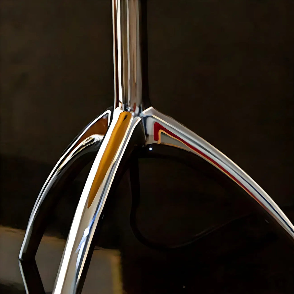 Lampe de table tripode nordique moderne en argent et verre, avec pied en métal