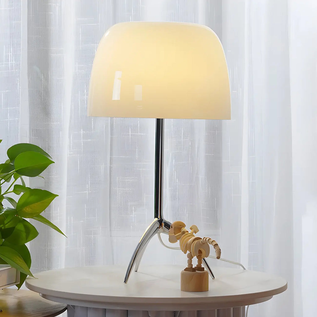 Lampe de table tripode nordique moderne en argent et verre, avec pied en métal