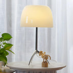 Lampe de table tripode nordique moderne en argent et verre, avec pied en métal