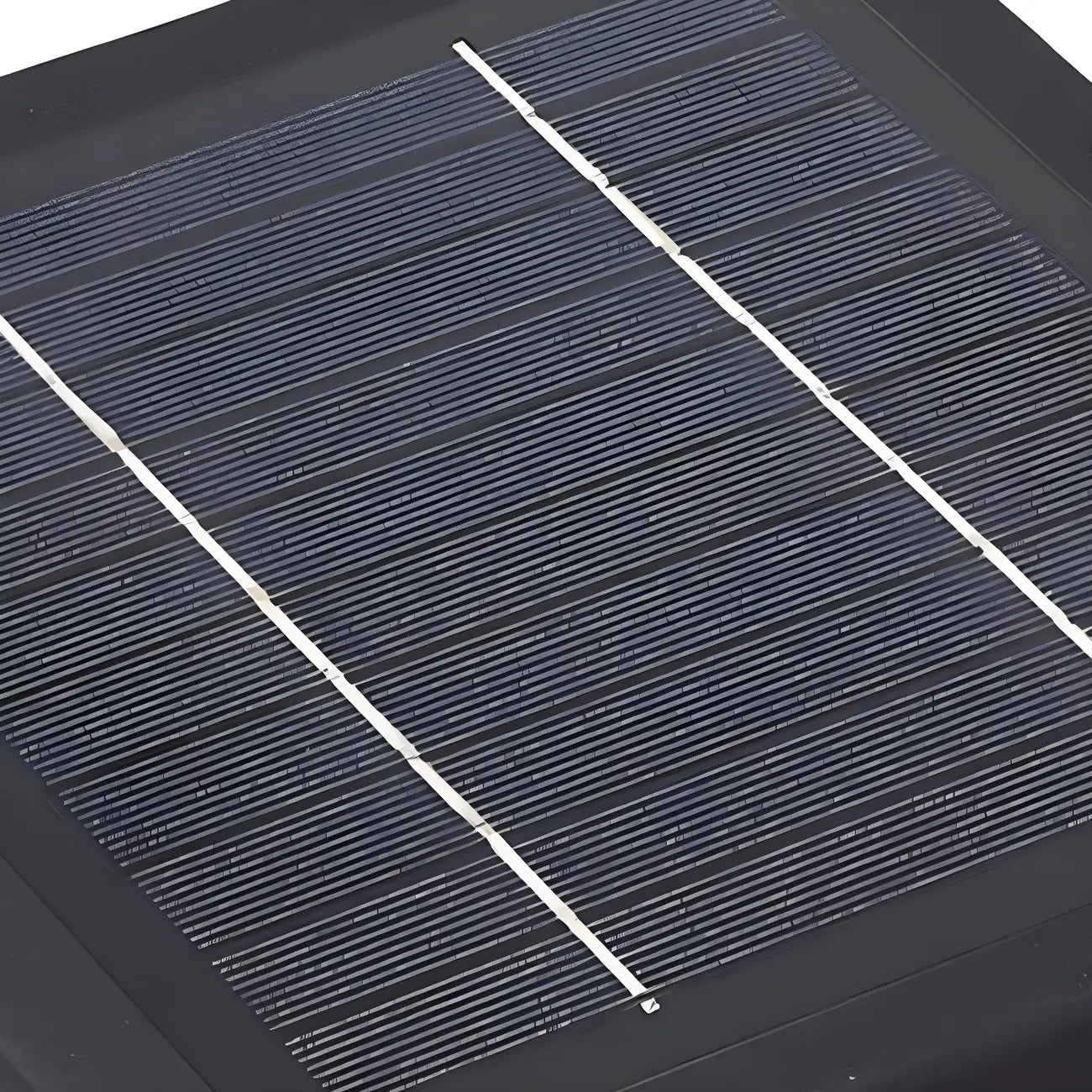 Lampadaires extérieurs modernes à LED solaires à changement de couleur, noirs