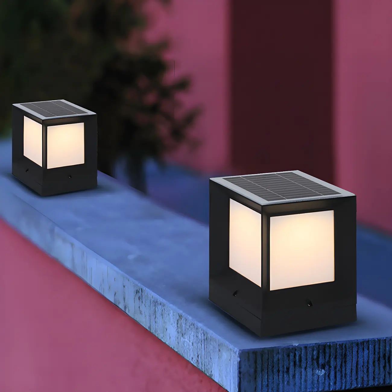 Lampe de poteau cubique en métal lisse et simple