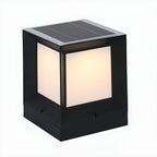 Lampe de poteau cubique en métal lisse et simple