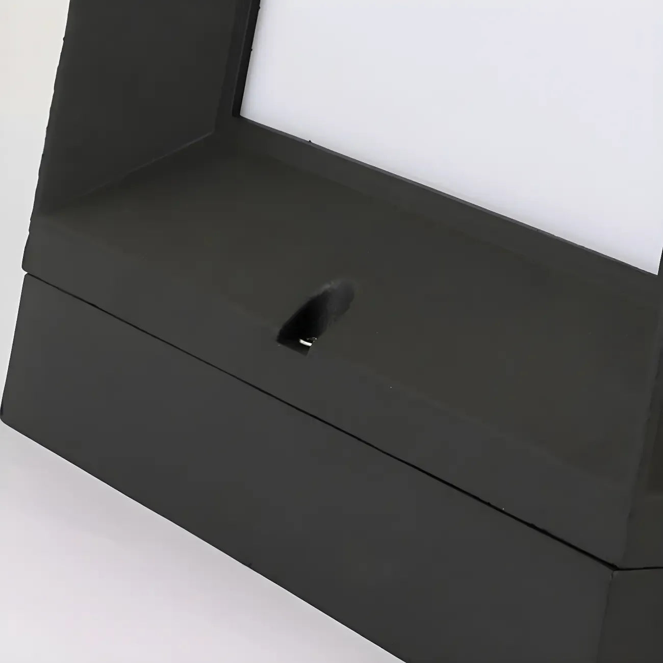 Lampe de poteau cubique en métal lisse et simple