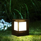 Lampe de poteau cubique en métal lisse et simple
