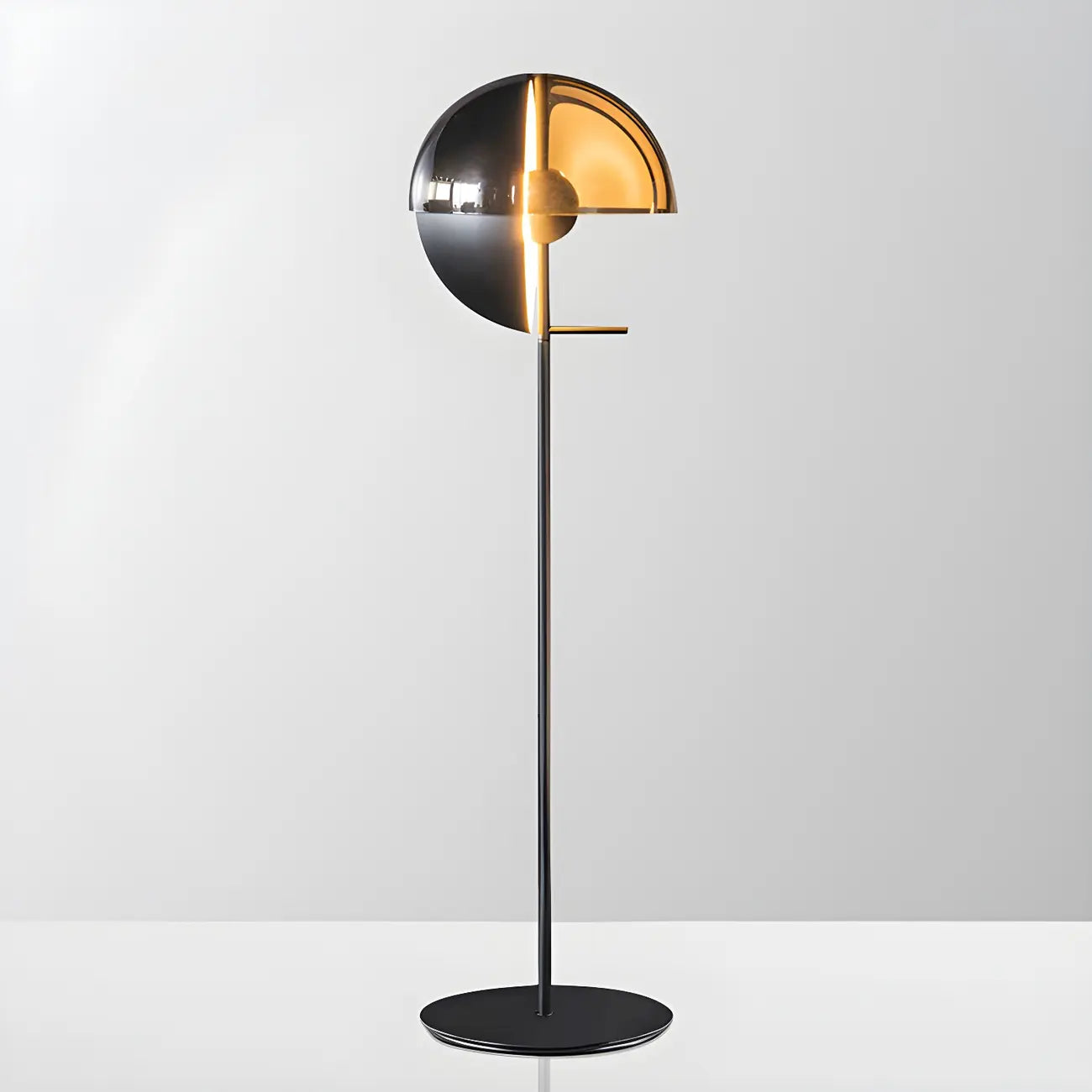 Lampadaire moderne en verre noir avec globe pour intérieur