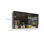 Vitrine suspendue en bois avec portes vitrées