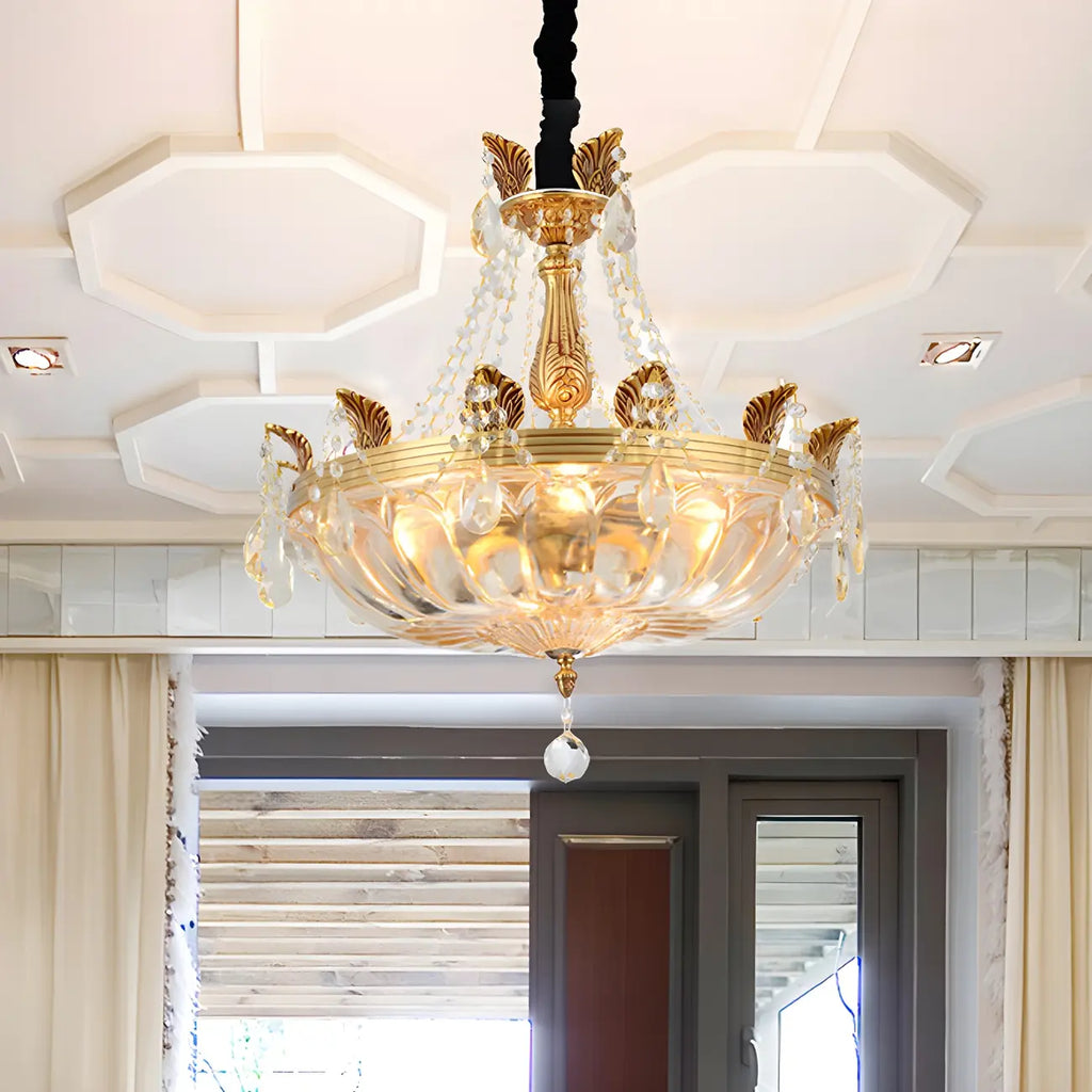 Luxueux lustre en laiton et cristal avec bol en forme de haricot