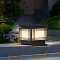 Lampes solaires rectangulaires noires en métal pour poteaux d'extérieur