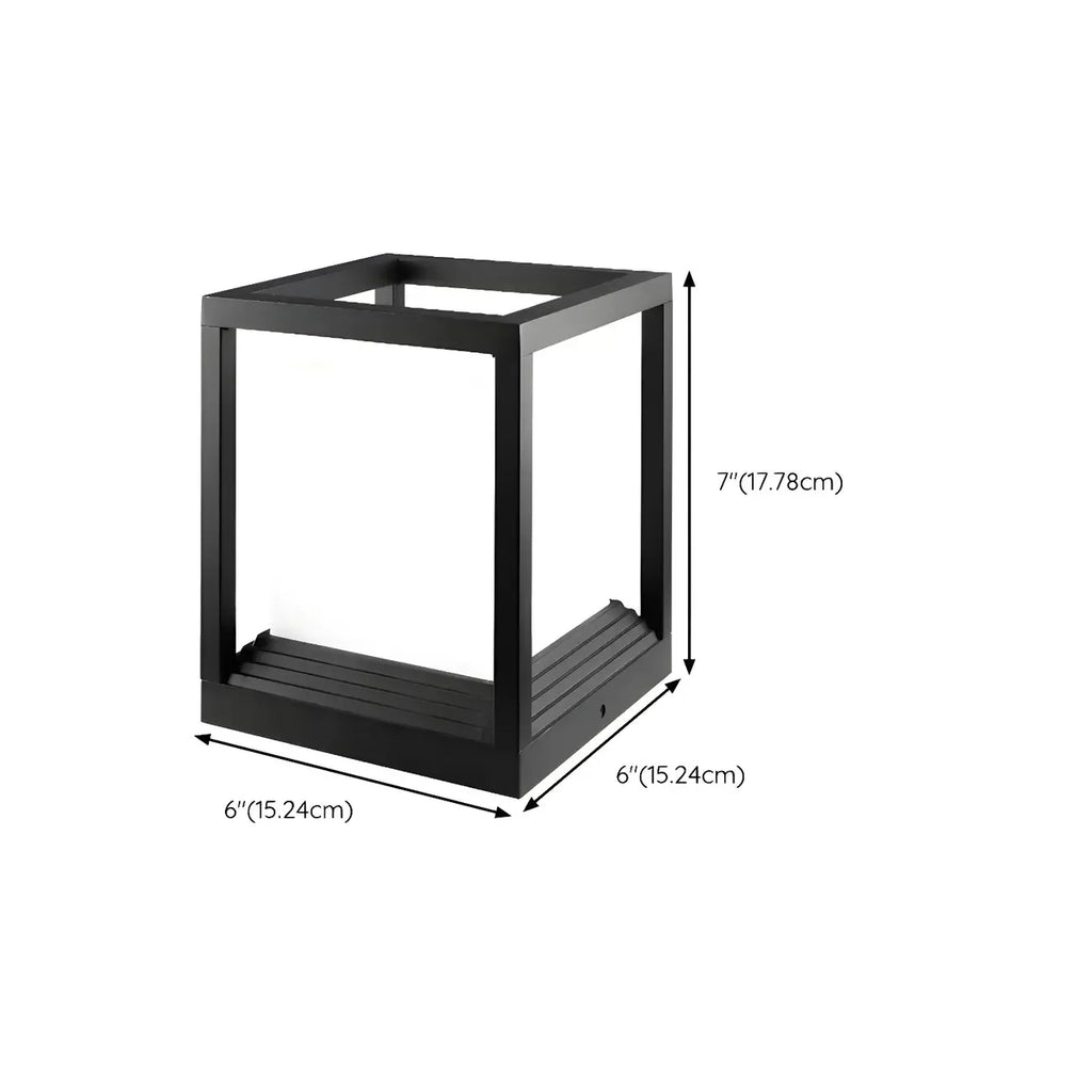 Support de poteau lumineux ouvert en métal noir avec abat-jour blanc