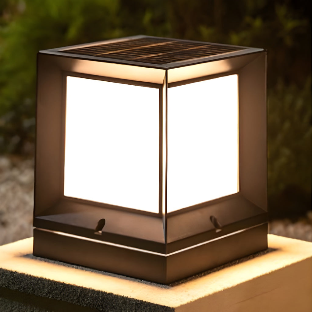 Lampes solaires LED tricolores noires pour poteaux d'extérieur