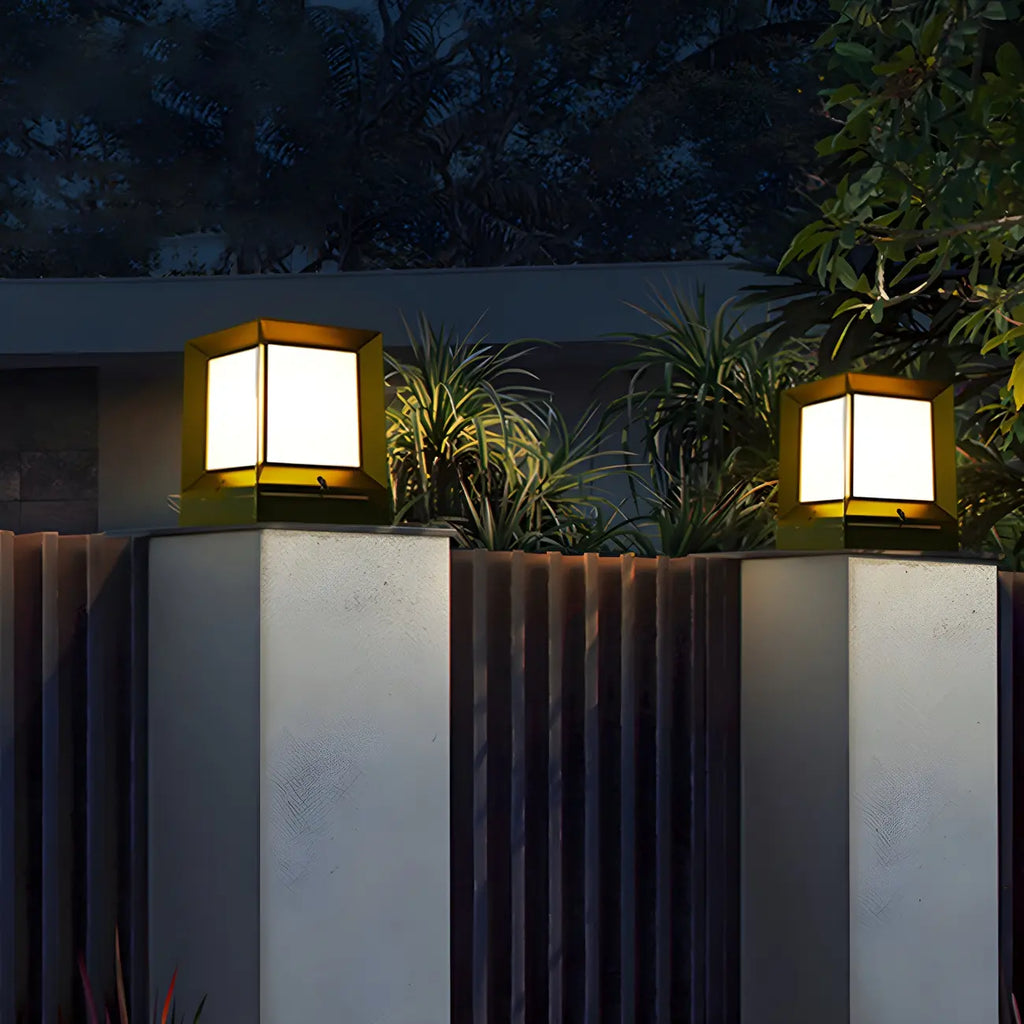 Lampes solaires LED tricolores noires pour poteaux d'extérieur