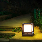 Lampes solaires LED tricolores noires pour poteaux d'extérieur