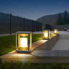 Lampes solaires verticales rectangulaires en métal noir pour poteaux extérieurs