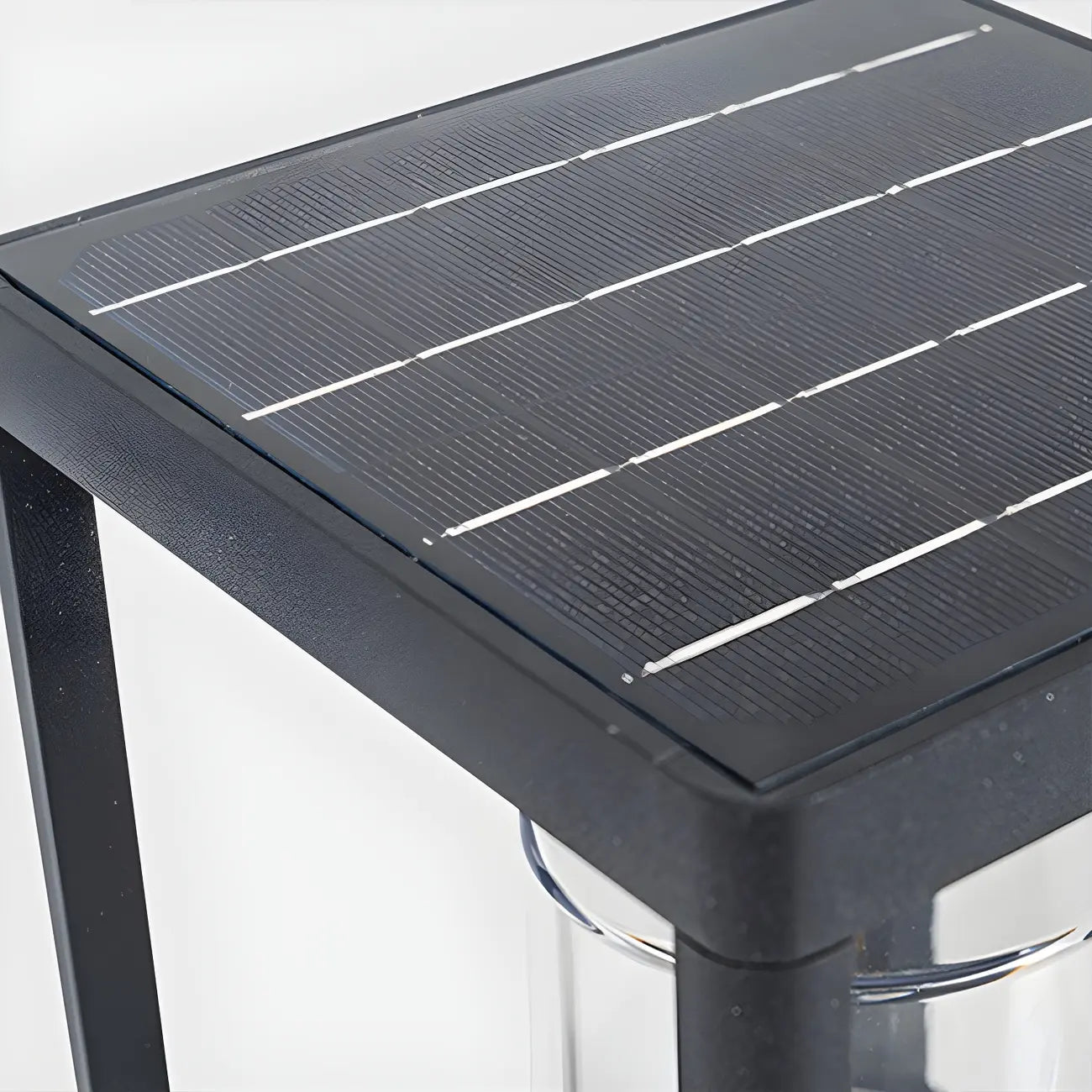 Lampes solaires verticales rectangulaires en métal noir pour poteaux extérieurs