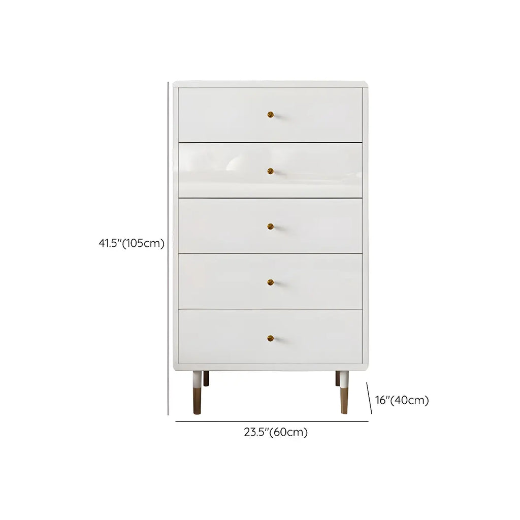 Commode moderne en bois blanc avec poignées dorées