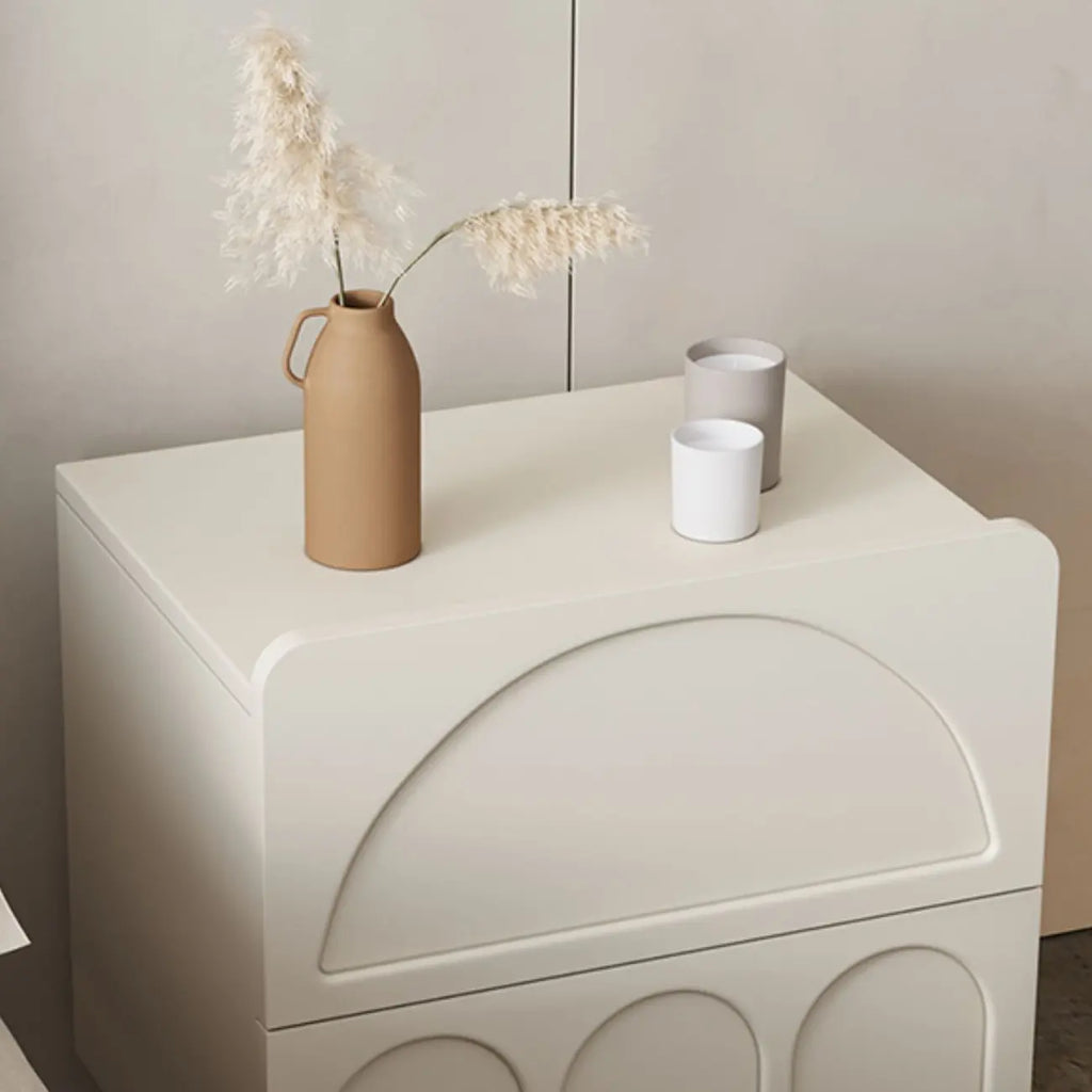 Petite table de chevet moderne blanche à 2 tiroirs en bois massif